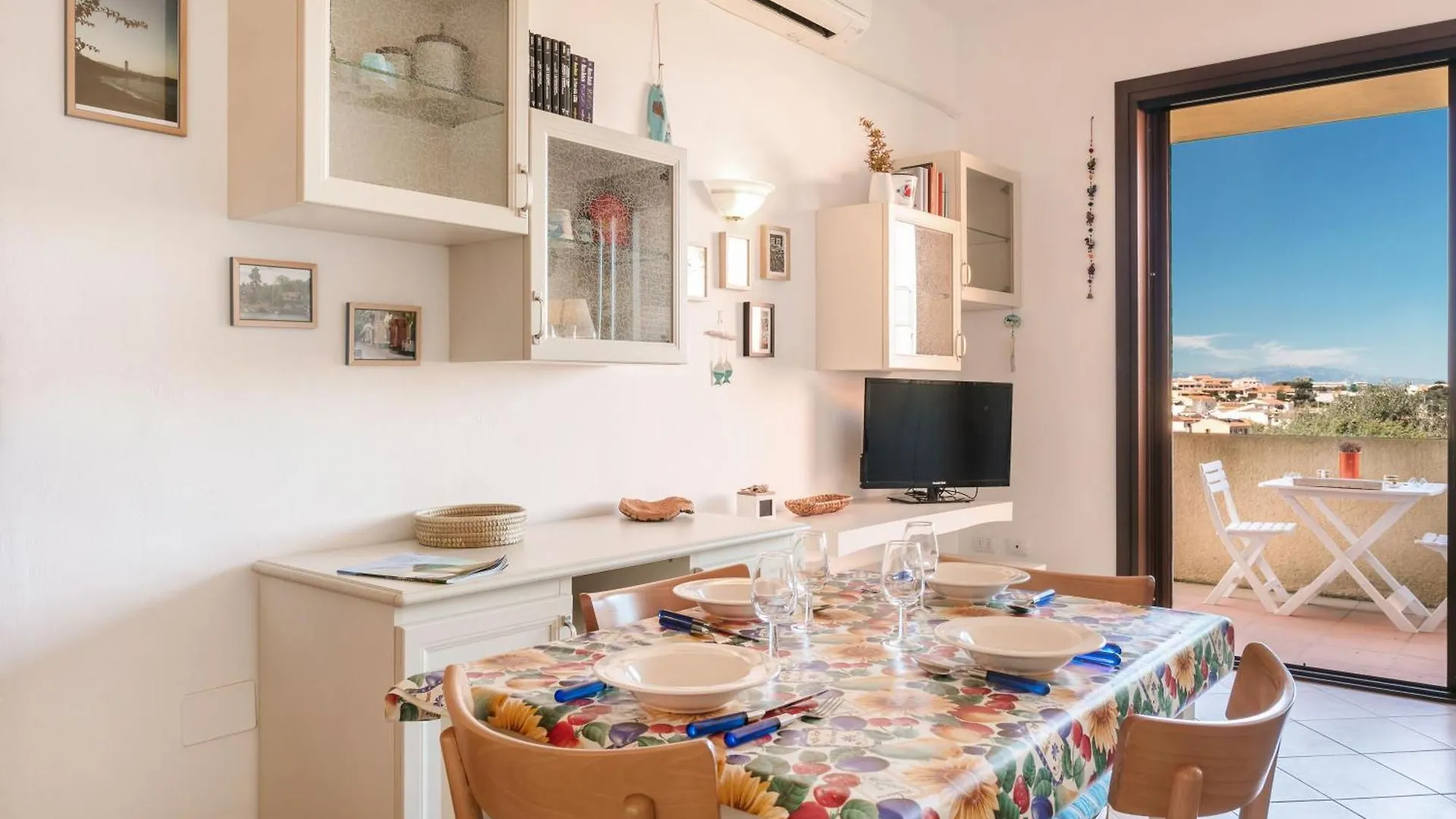 Apartament Splendido Bilocale Con Vista Mare 9 Palau 0*,  Włochy